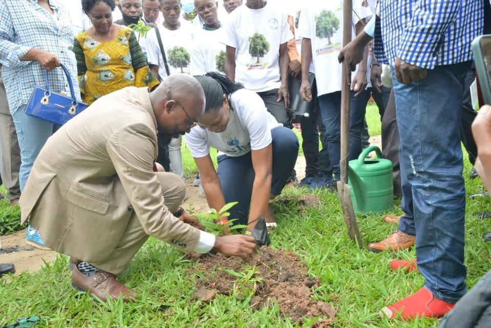Ex. Bazaiba Masudi et DT Bernard Kilungu